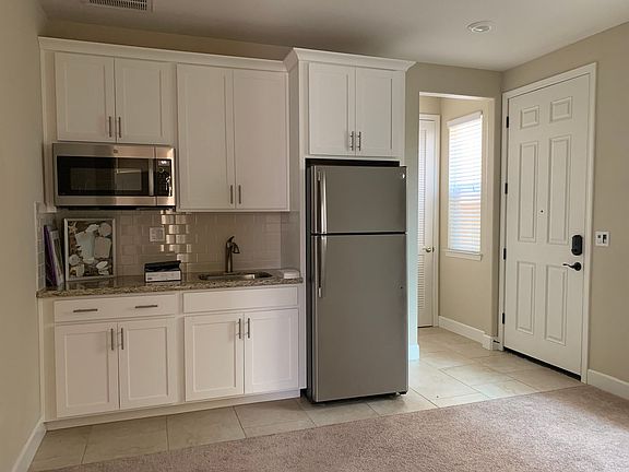 3rd image of 1525 Osborn Dr #B