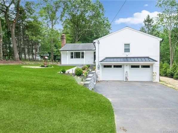 37 Walnut Hill Road, Ridgefield, CT 06877