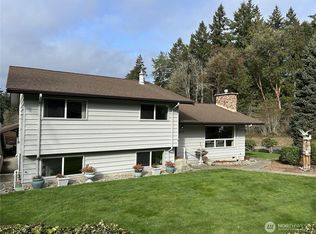 3321 Viewcrest Dr NE, Bremerton, WA 98310