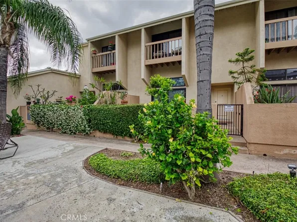 2909 Wellesley Ct, Fullerton, CA 92831