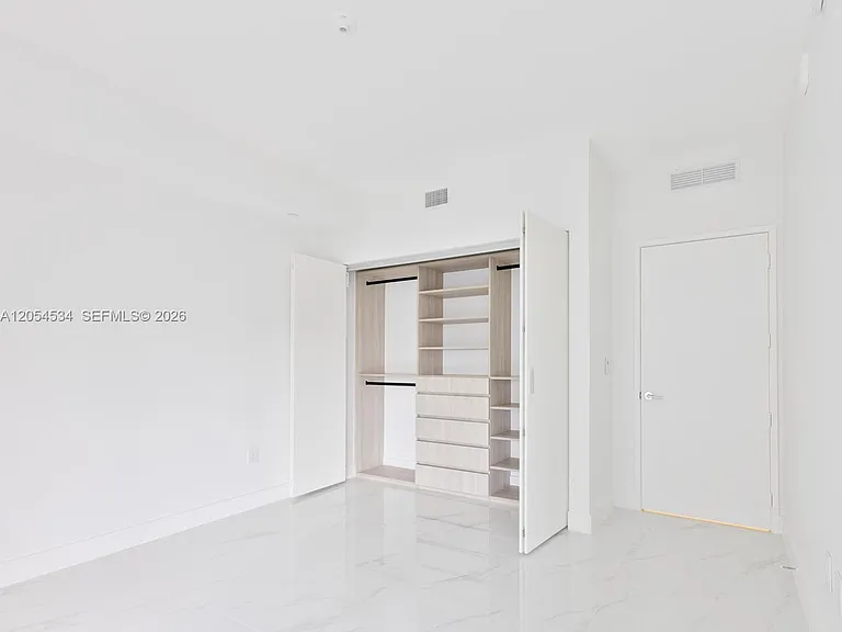 700 NE 24th St #4101 — Photo 21