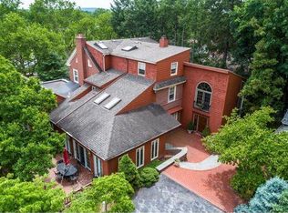 1329 E High St, Pottstown, PA 19464