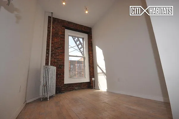 Rented by Citi Habitats | media 33