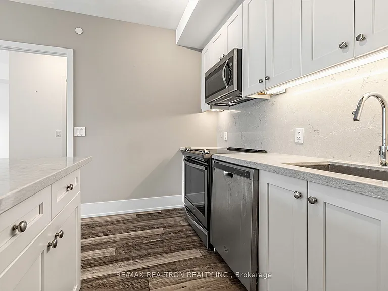 271 Sea Ray Ave #B209 — Photo 4