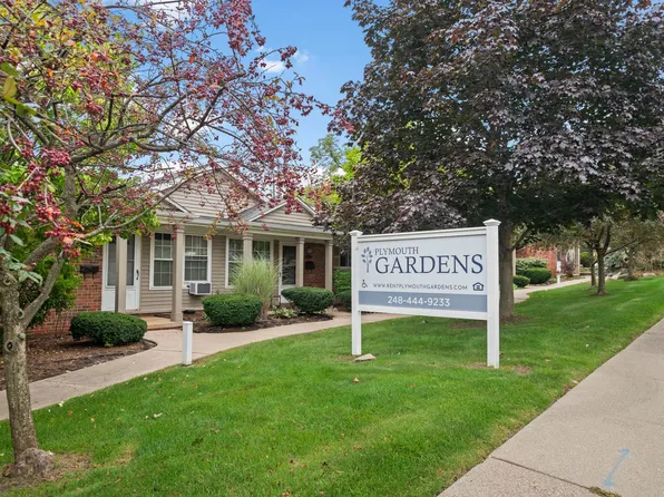 Plymouth Gardens Apartments, 230 Plymouth Rd, Plymouth, MI 48170
