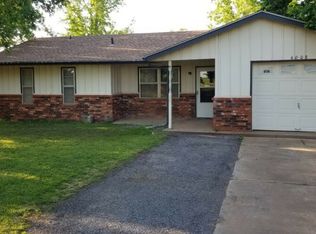 4008 W Wood Rd, Waukomis, OK 73773