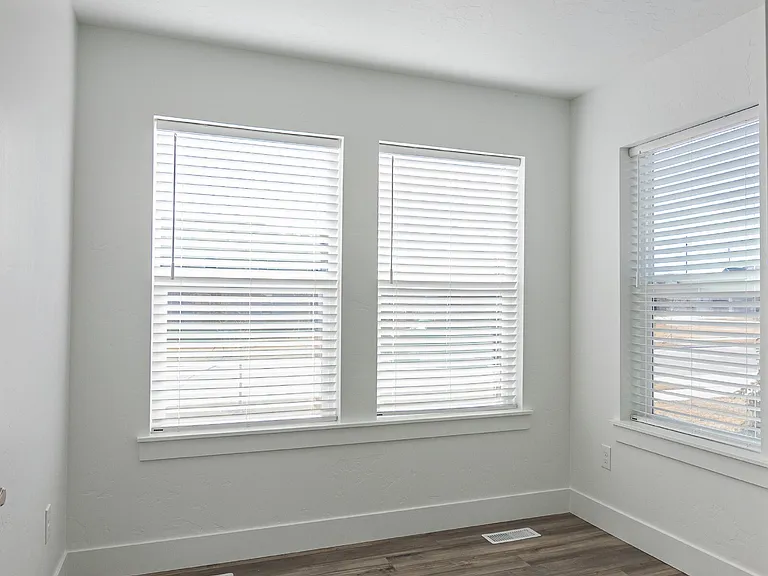 8238 W Fern St — Photo 15