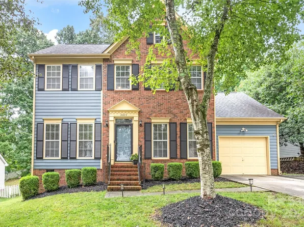 9005 Clifton Meadow Dr, Matthews, NC 28105