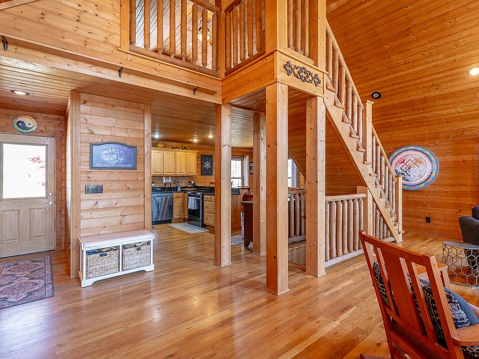 19th image of 292 Log Cabin Ln