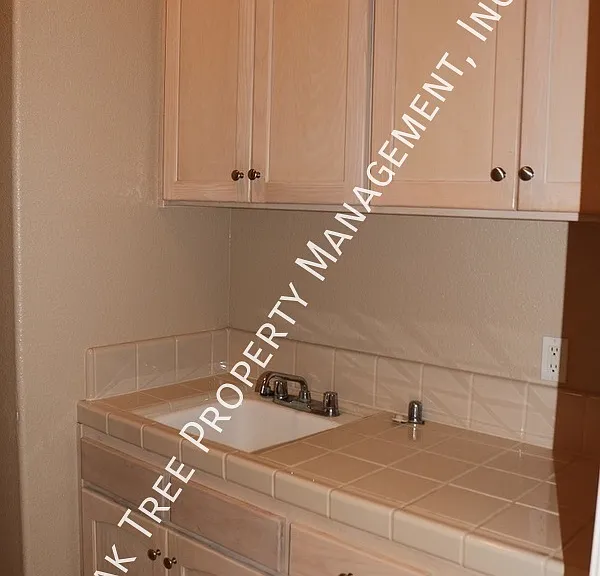2330 W Atlanta Ave — Photo 10
