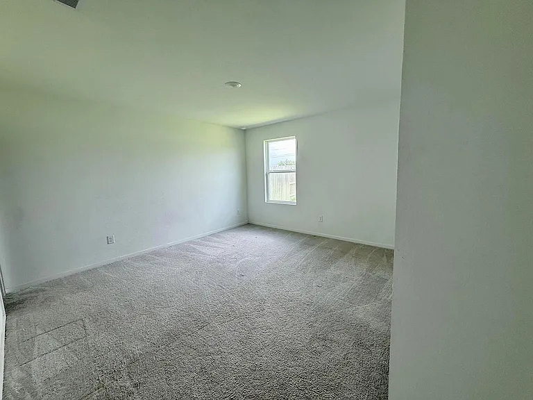 6611 Water Oak Green Ln — Photo 7
