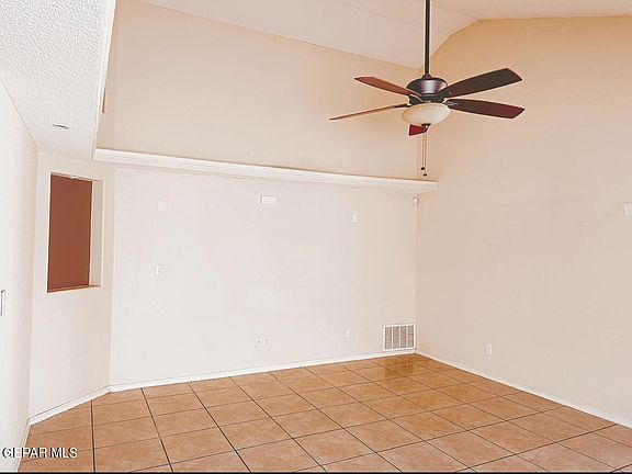 3rd image of 3324 Scarlet Point Dr