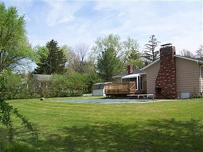 5th image of 8370 Fairlane Dr
