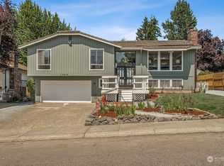 13614 SE 233rd St, Kent, WA 98042