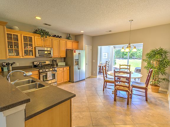 Large, diagonal tiling