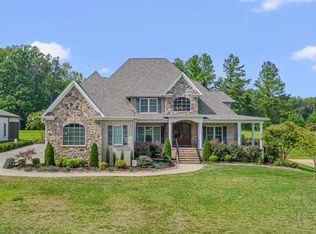 930 Rivers Edge Dr, Graham, NC 27253