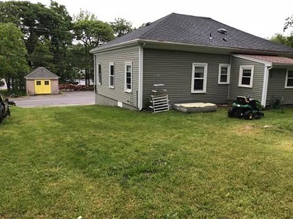 5th image of 109 Western Ave