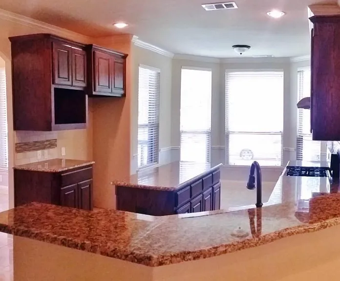 2702 Cartwright St — Photo 8
