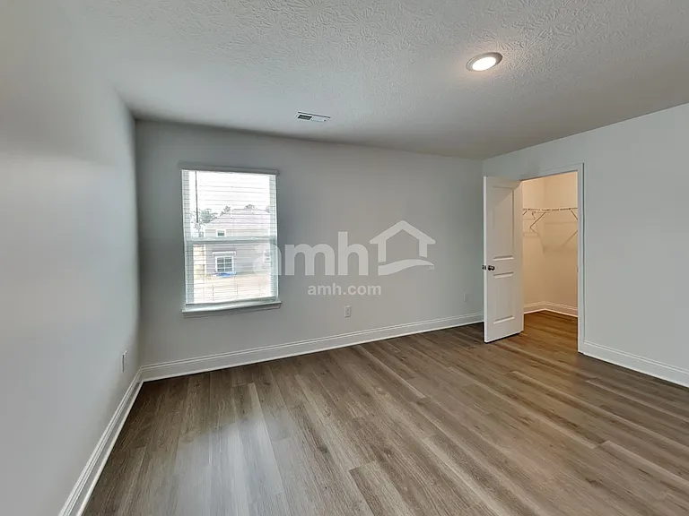 405 Golden Maple Pl — Photo 11
