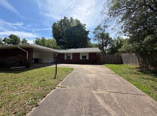 3831 Hermitage Dr, Memphis, TN 38116