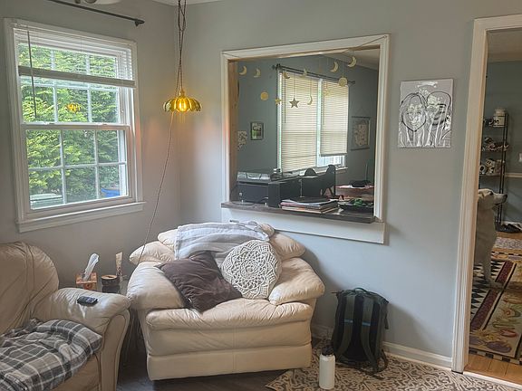 3rd image of 7529 Stuart Dr
