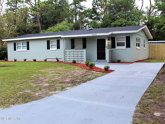 3rd image of 9568 Norfolk Blvd #7