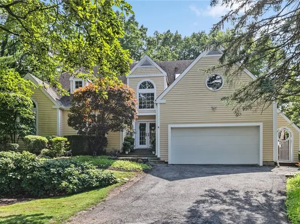 8 Lewiston Court, Briarcliff Manor, NY 10510