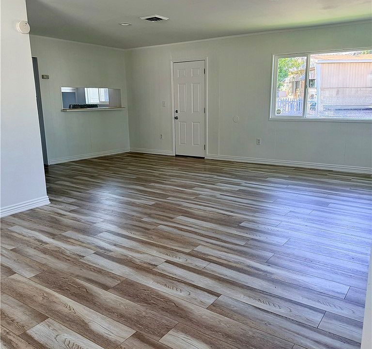 1st image of 2075 W Rialto Ave #72