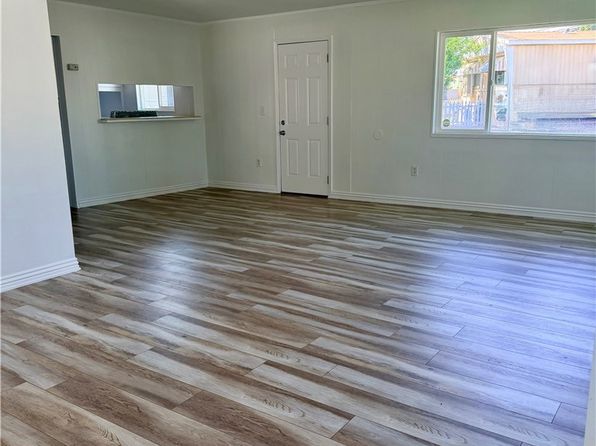 2075 W Rialto Ave #72