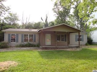 908 S Lynn St, Seymour, IN 47274