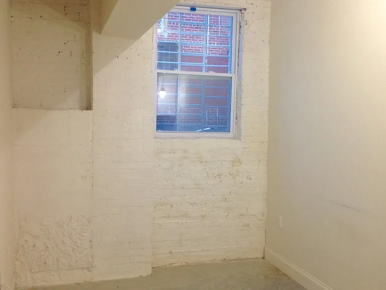 124 Trenton St #106 — Photo 10