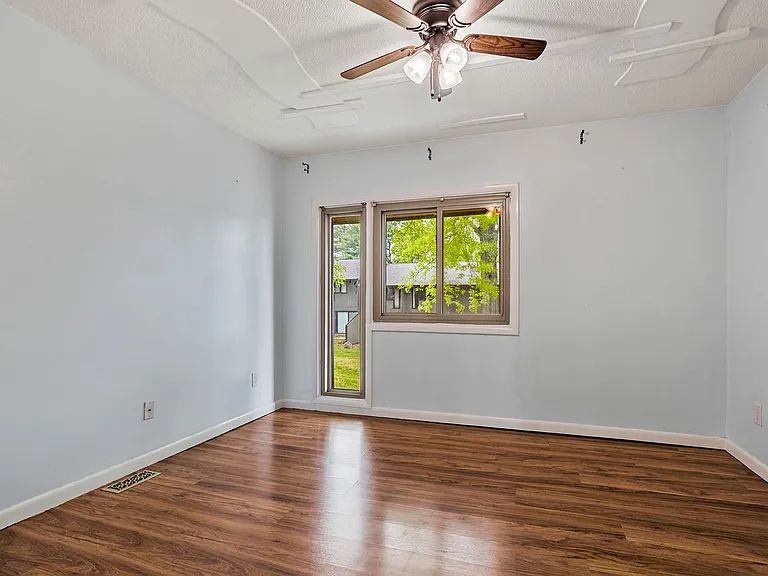 115 Beechnut St #A3 — Photo 23