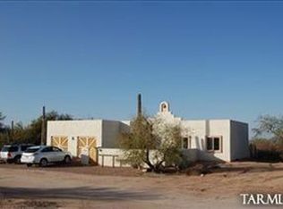 11155 N Sandra Rd, Tucson, AZ 85742