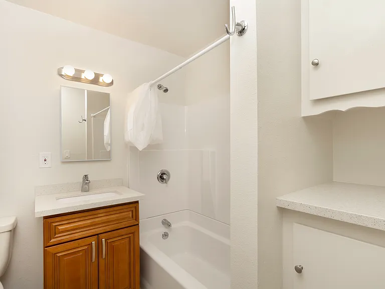 1939 E Wilson Ave #5 — Photo 11