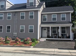 8 Summer St, Hudson, MA 01749