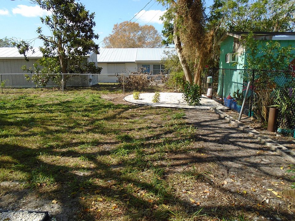 1st image of 2405 3rd Av Avenue SE