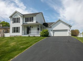 215 Fairfield Dr, Horseheads, NY 14845