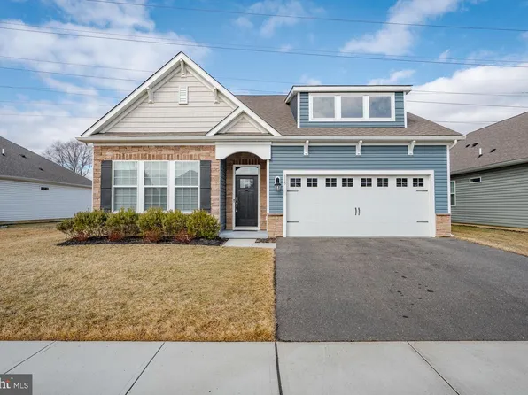 115 Congressional Ct, Moorestown, NJ 08057