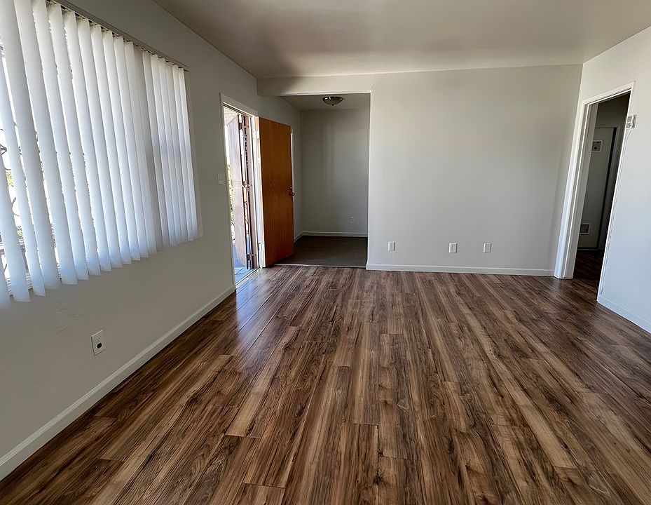 1st image of 7516 S Western Ave #4