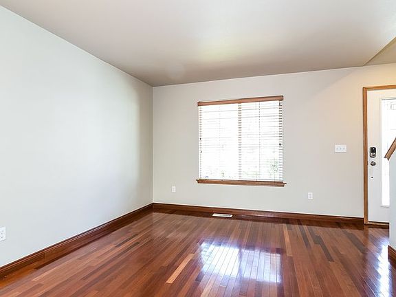 4th image of 13323 22nd Ave W