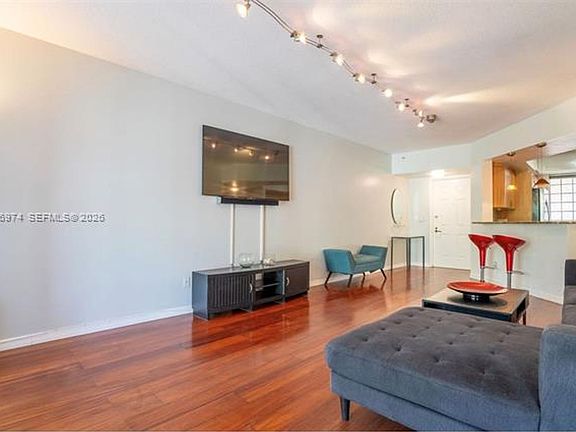 5th image of 151 Michigan Ave APT 533