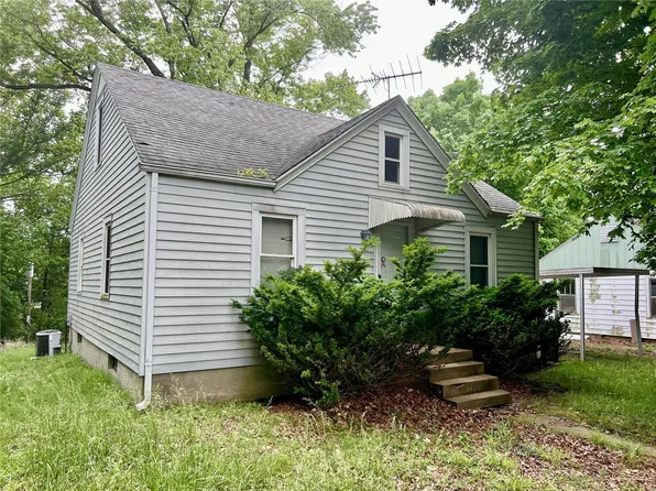 1426 Perry Ave, Cape Girardeau, MO 63701