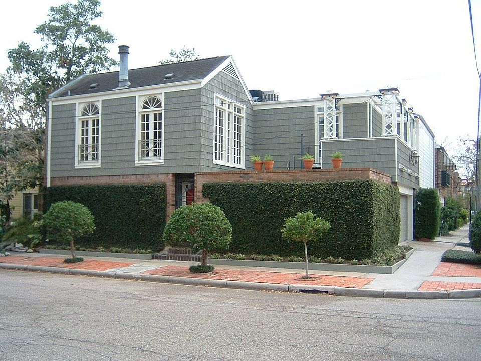 Great Location! - A Must See....