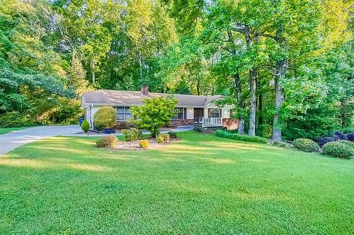 1st image of 2183 Meadow Dr SW