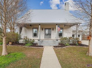 42084 Wild Willow Ln, Prairieville, LA 70769