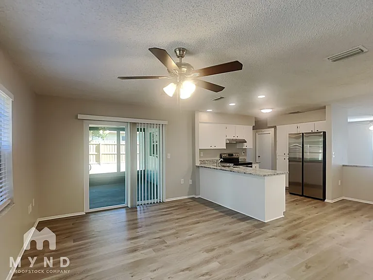 10195 Heathcliff St — Photo 6