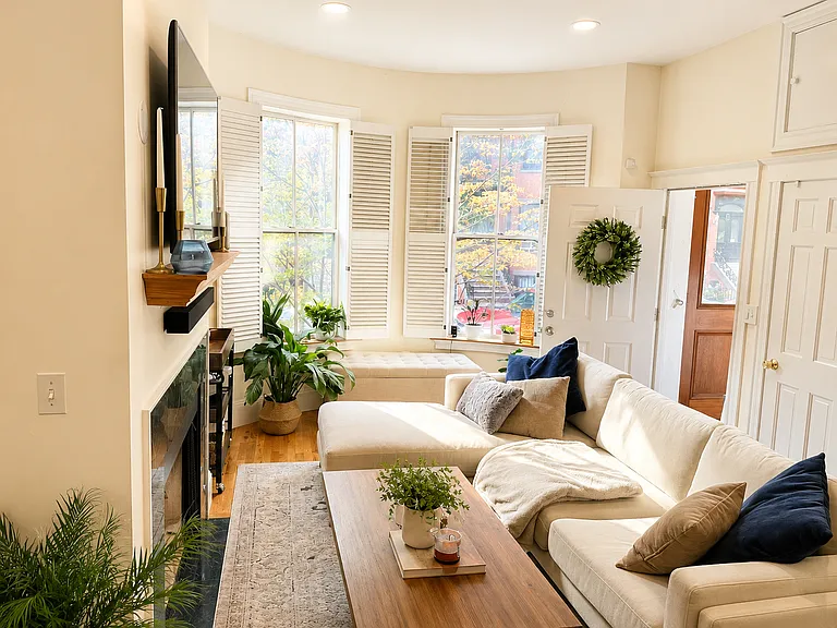 94 E Brookline St #2 — Photo 3