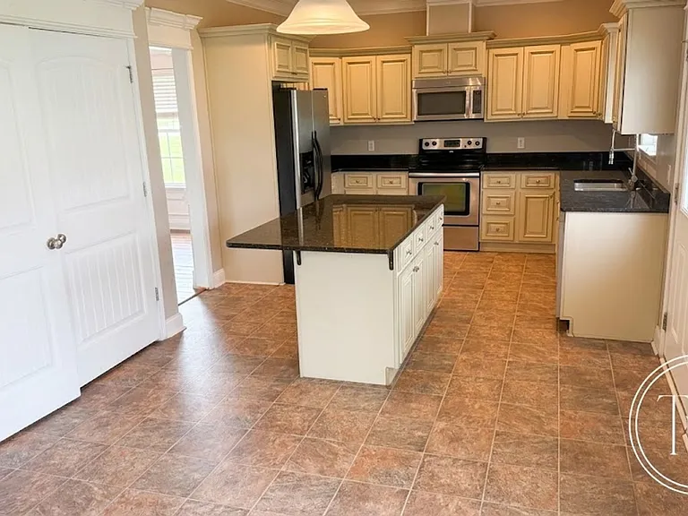 709 English Oak Dr — Photo 22