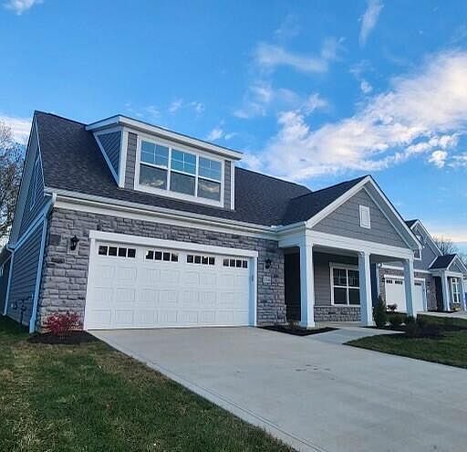 1st image of 124 Glenshire Dr