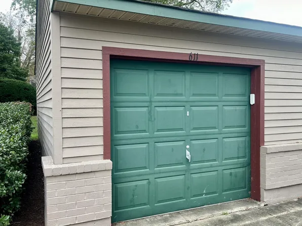 611 Center Ter #G, Wilmington, DE 19802